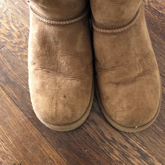 Tall Chestnut UGG boots - Picture 3 of 6